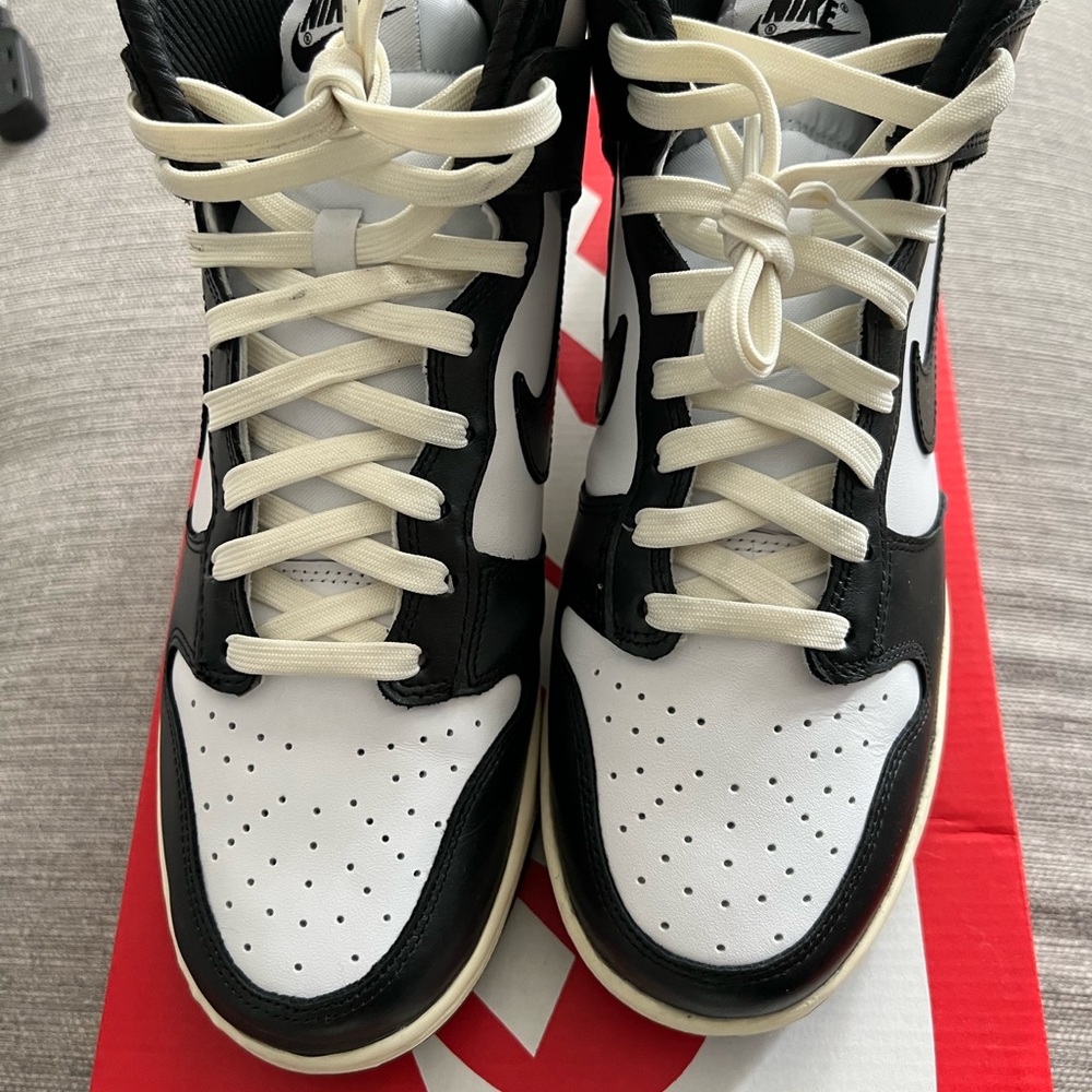 Women Nike Dunk Hi Vintage Black